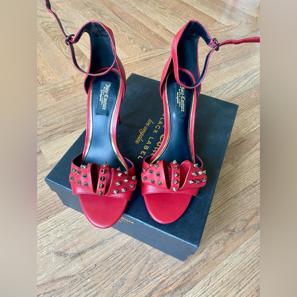 Juicy Couture black label Red Leather Open Toe Heel Strap U, in size 8